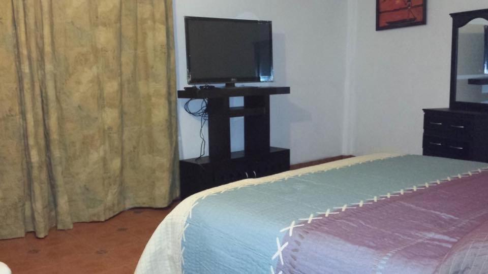 ואלה דה בראבו Hotel Rancho El Paraiso מראה חיצוני תמונה