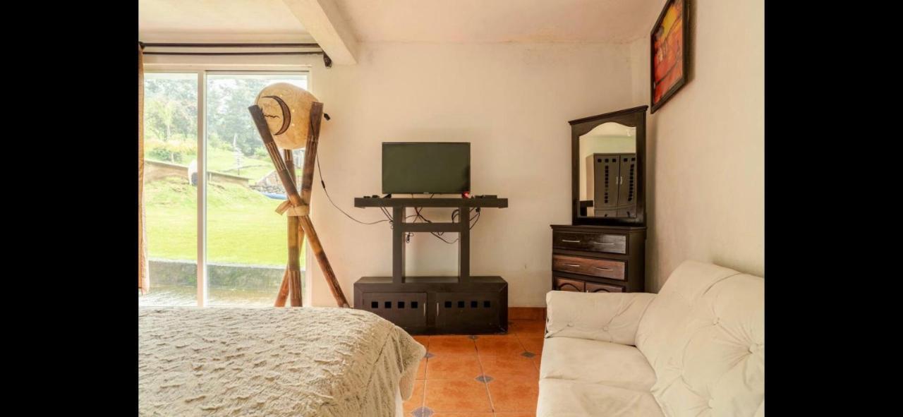 ואלה דה בראבו Hotel Rancho El Paraiso מראה חיצוני תמונה
